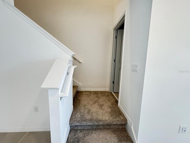 Building Photo - 4561 ORCHARD VIEW Aly