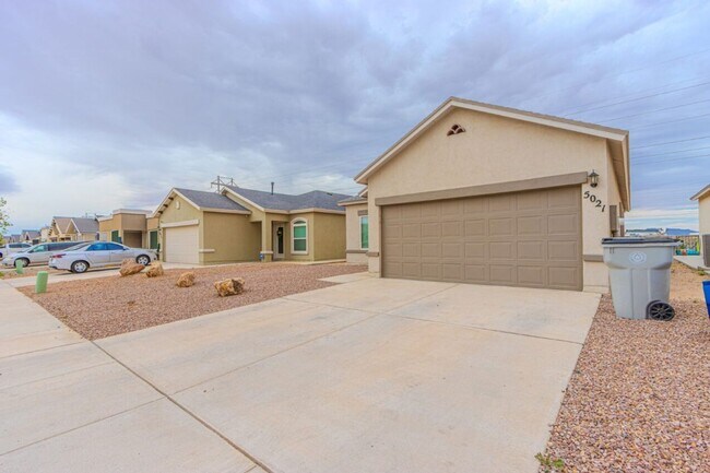 Building Photo - 5021 Margarita Talamantes