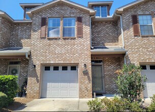 Building Photo - 8860 Brown Pelican Cir