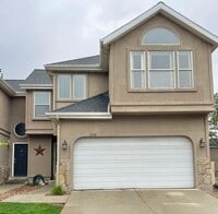 Building Photo - Spacious Townhome at Cottonwood Canyons!