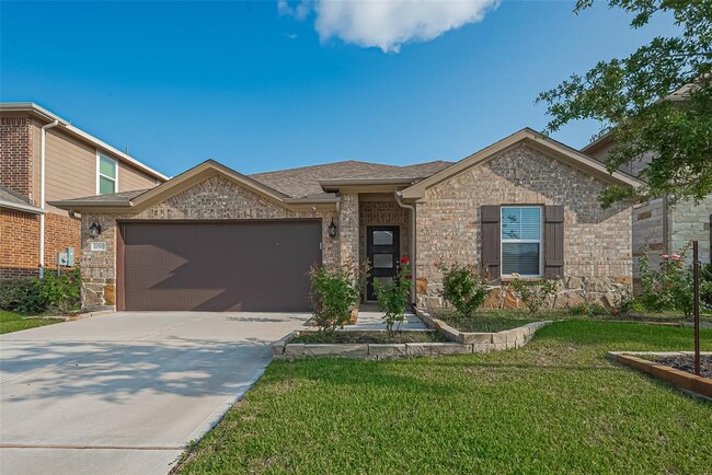 Primary Photo - 21507 Pachino Ln