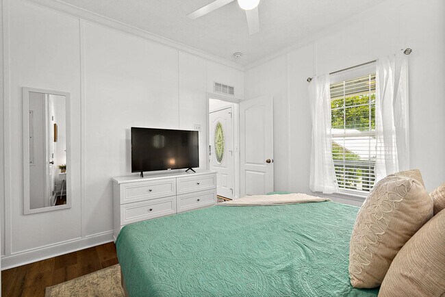 Building Photo - 47 San Marco Ave