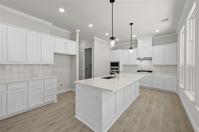 Building Photo - 6978 Westlake Dr