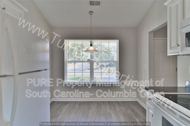 Building Photo - 251 Blue Savannah St