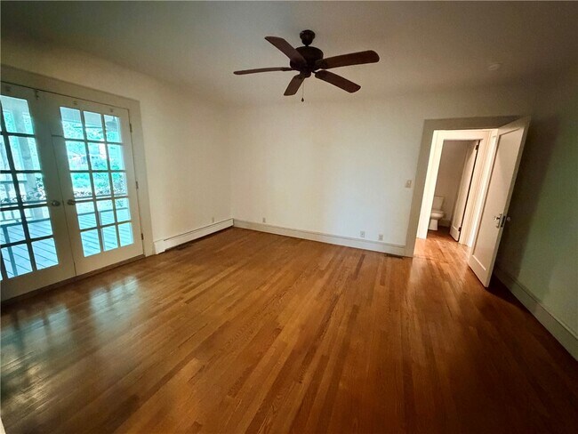 Building Photo - 107 Stardust Ln