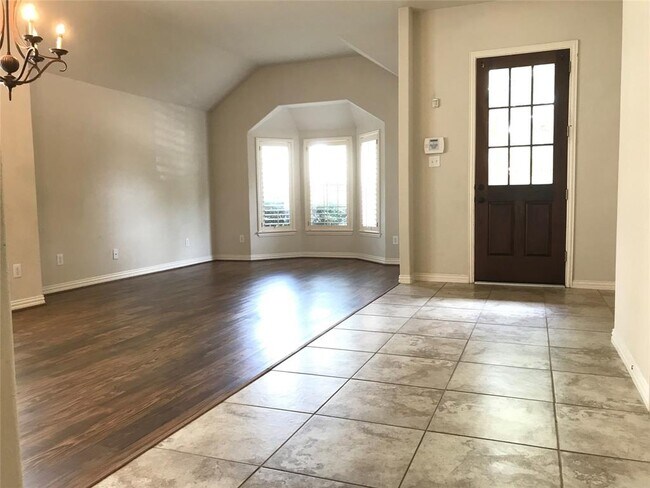 Building Photo - 26418 Cole Trace Ln
