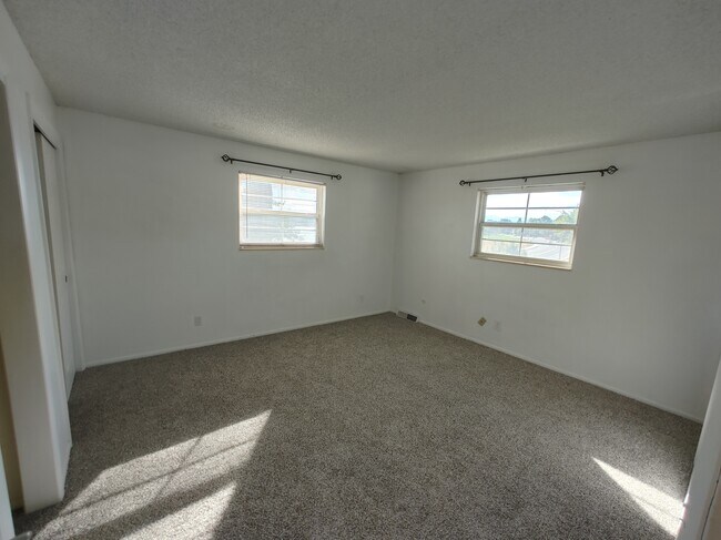 Building Photo - 8205 Ingalls Cir