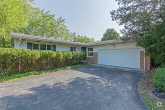 Building Photo - 24457 Tunbridge Ln