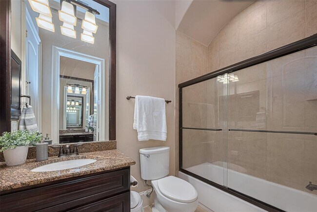 Building Photo - 3 Ivy Castle Ct