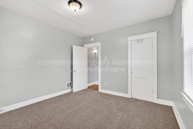 Building Photo - 6705 St Louis Ave