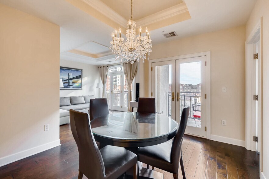 Building Photo - 1827 Grant St