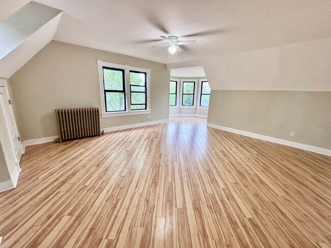 Primary Photo - 302 Chestnut Ave