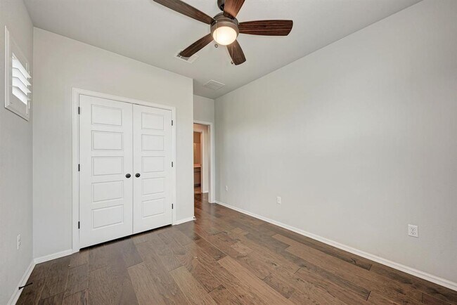 Building Photo - 10201 Cienega Cove