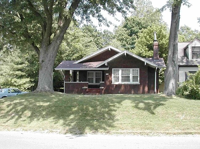 Primary Photo - 112 N Union St