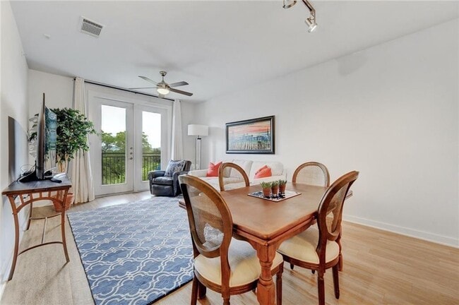 Building Photo - 1900 Barton Springs Rd