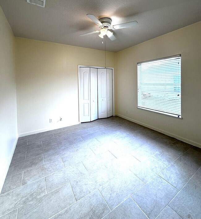 Building Photo - 6025 NW Wolverine Rd