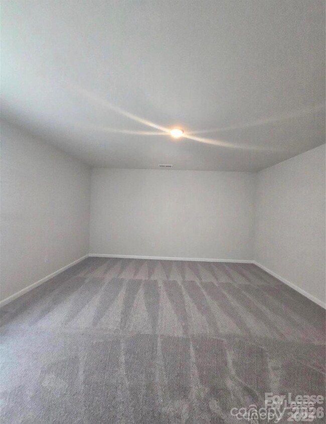 Building Photo - 13123 Hampton Bay Ln