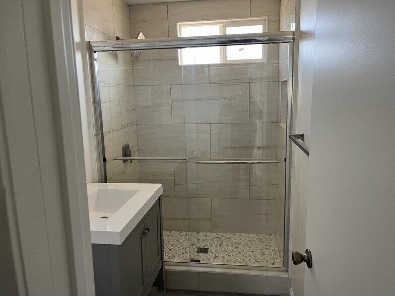 Building Photo - 1642 West 220th Street