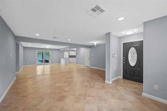 Building Photo - 12735 Memorial Dr