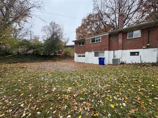 Building Photo - 8000 Noel Ct