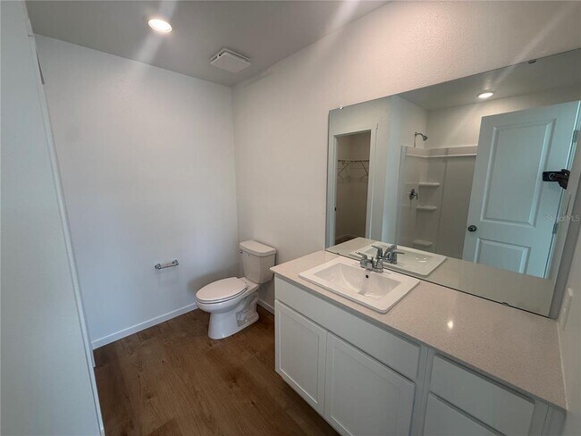 Building Photo - 1562 Plank Pl