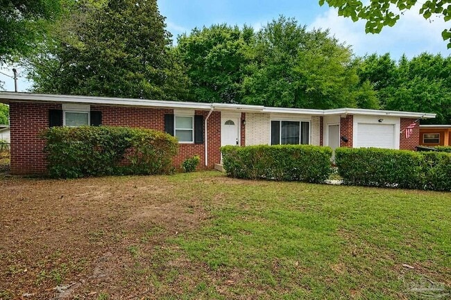 Building Photo - 3875 Arbutus Dr