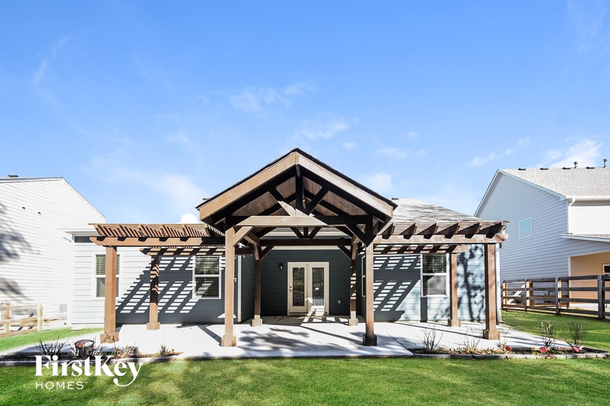 Building Photo - 161 Greatwood Ln