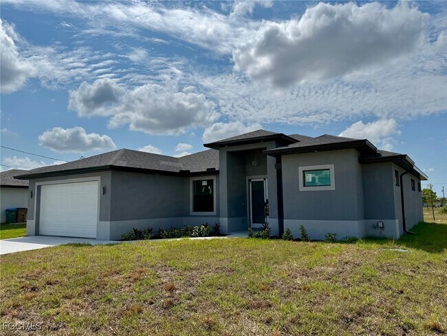Building Photo - 2027 NW 16th Pl