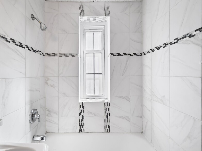 Interior Photo - Middlehurst Apartments