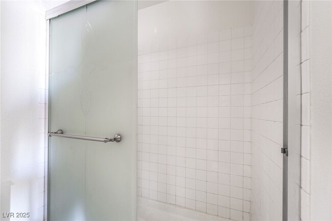 Building Photo - 505 Escoto Pl