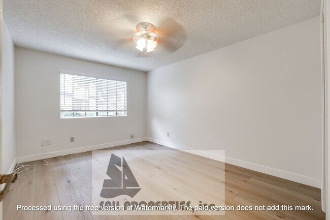 Building Photo - Charming 1 bedroom home located in the LES...