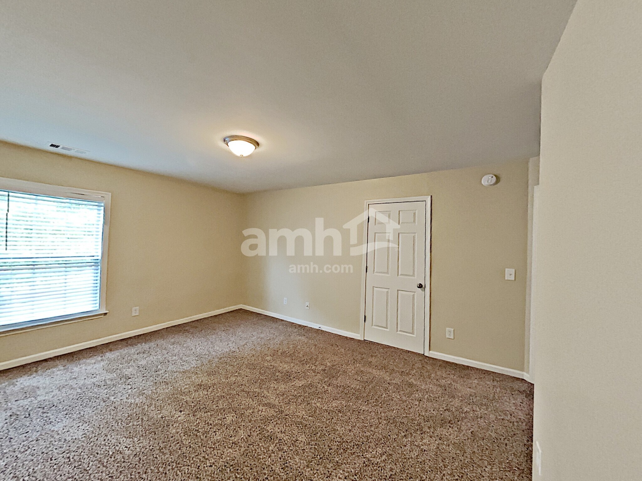 Building Photo - 55 Palisades Dr