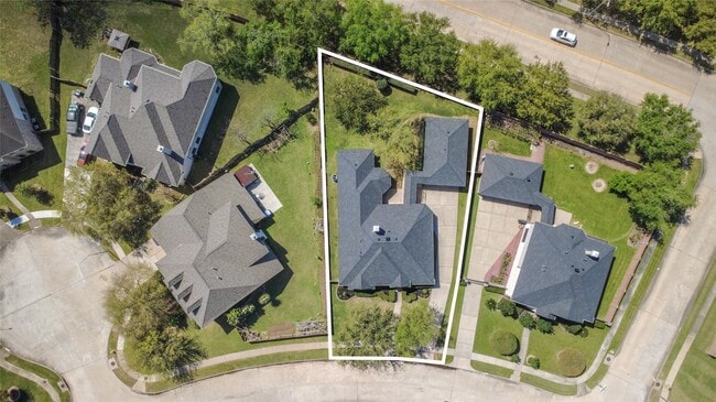 Building Photo - 2622 Stonebury Ln