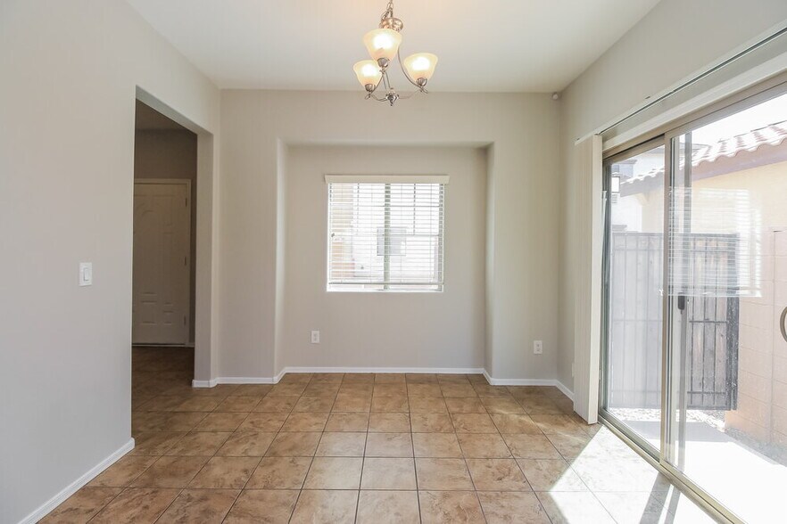 Building Photo - 425 N Ranger Ct