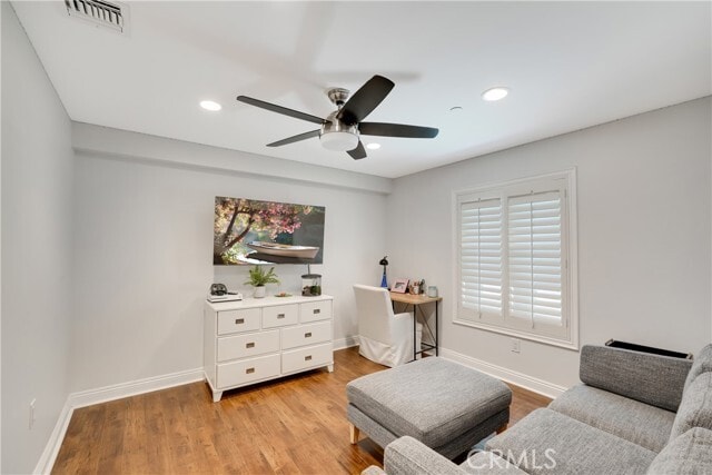 Building Photo - 1827 Mariners Dr