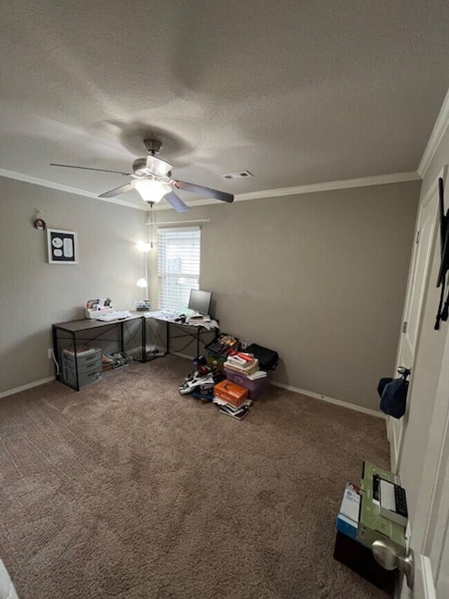 Building Photo - 2720 Brighton Pl