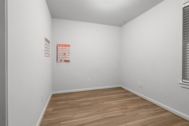 Building Photo - 18726 Albany Bay Ln