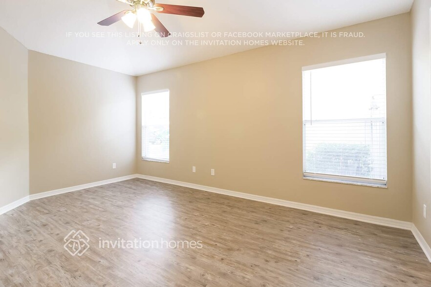 Building Photo - 1347 American Elm Dr