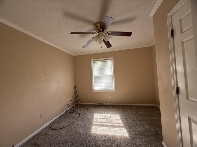 Building Photo - 3924 Gladman Way