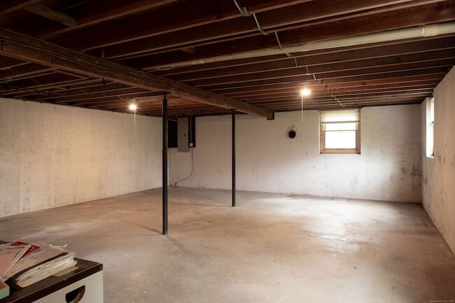 Building Photo - 30 Housatonic Ave