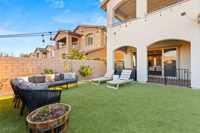 Building Photo - 258 Castellari Dr