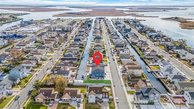 Building Photo - 449 Nassau Ave