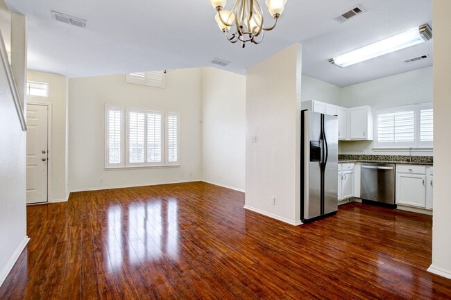 Building Photo - 2619 Crown Arbor Dr