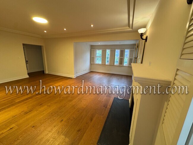 Building Photo - ***OPEN HOUSE 6/13 (11am-1pm)*** Contempor...