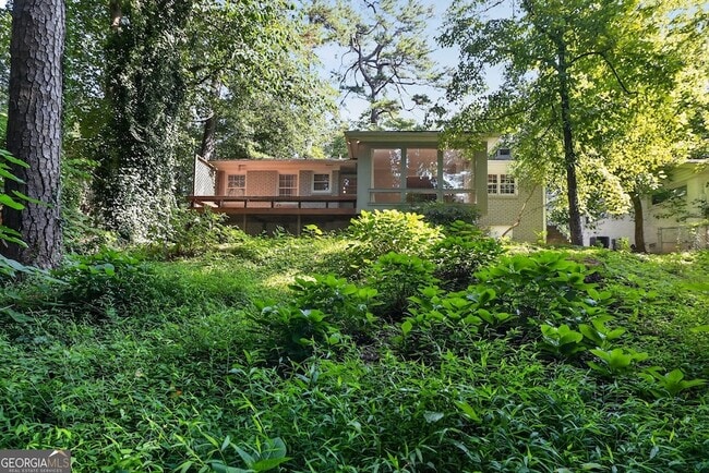 Building Photo - 807 Cardova Dr NE