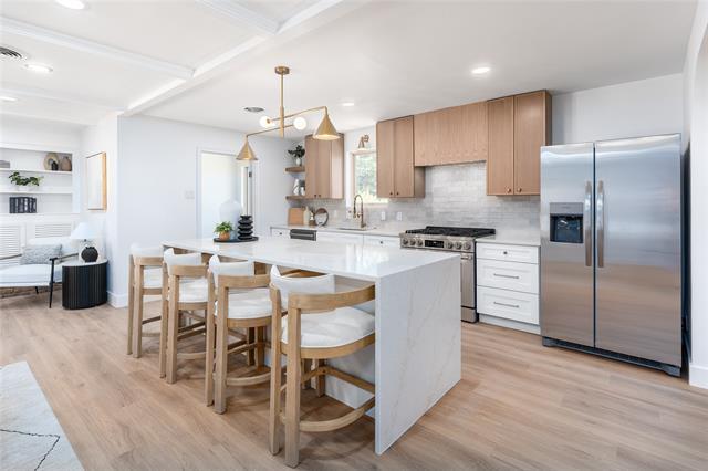 Building Photo - 8540 Bretshire Dr