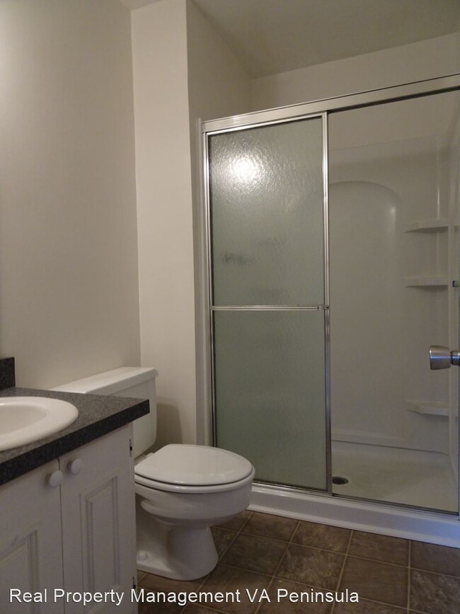 Building Photo - 3 br, 2.5 bath House - 1058 Willow Green Dr.