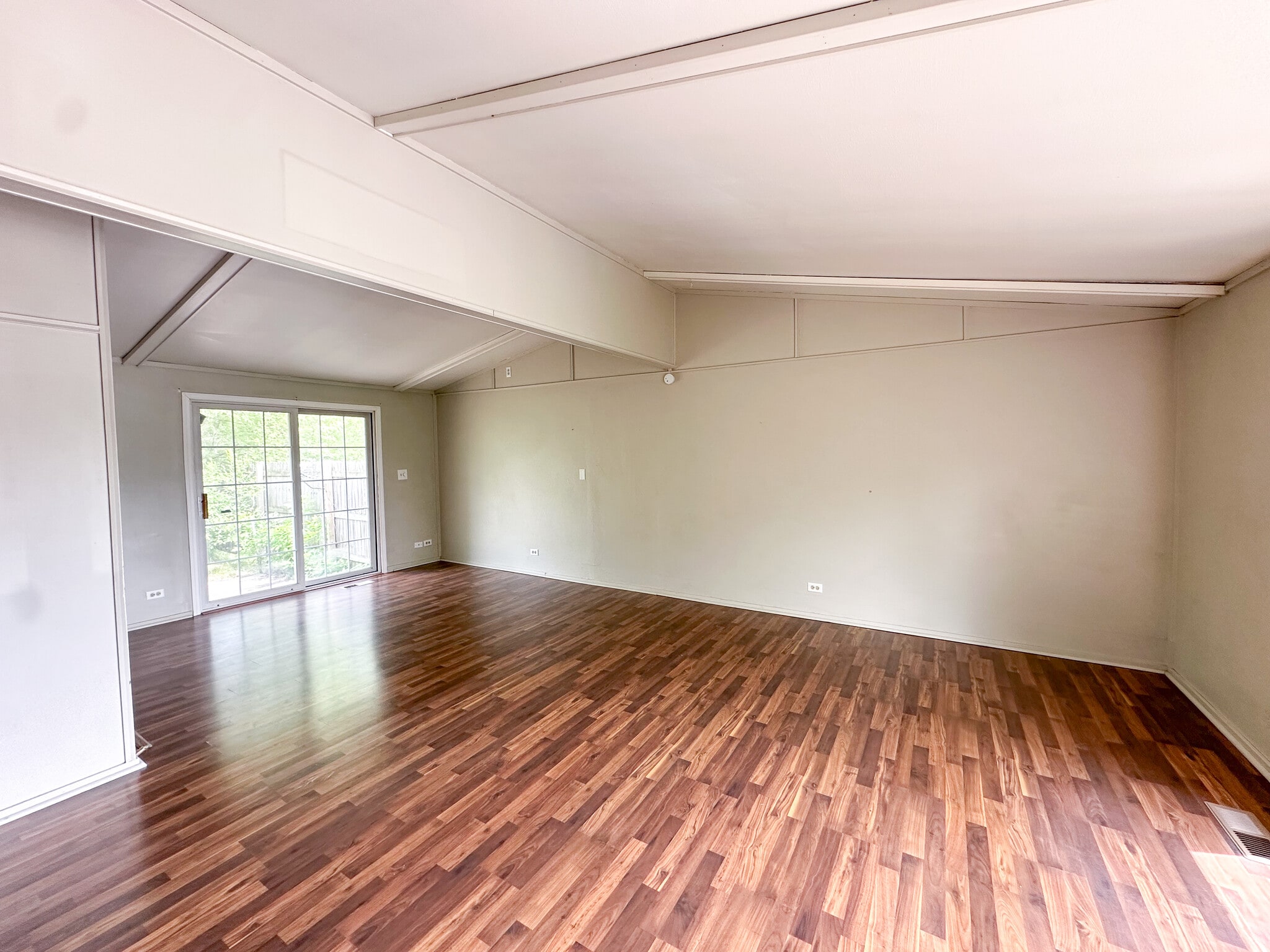 Building Photo - 1118 Stuhr Ct