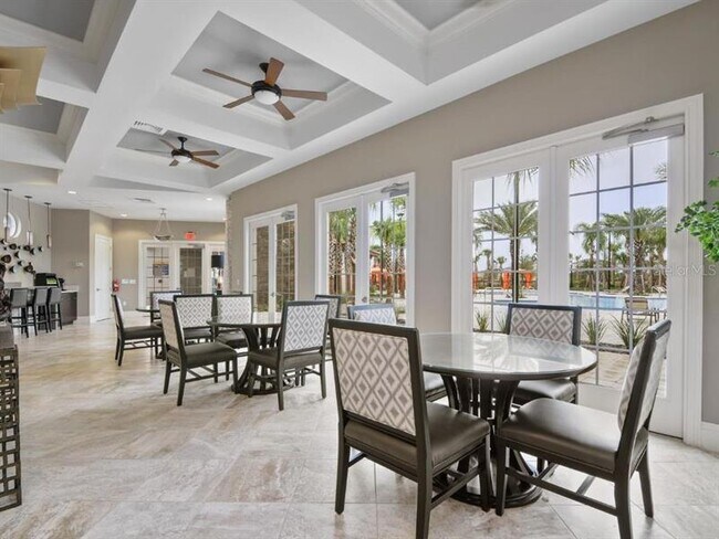 Building Photo - 7604 Oakmoss Loop