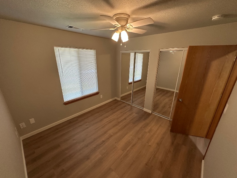 Building Photo - 1917 Trumpet Dr